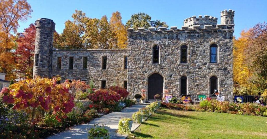 This Massachusetts Park Hides A Stone Castle Built As A Summer Home