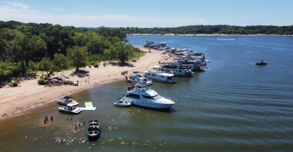 This Massive Lake Park in Oklahoma Is Where Beaches and Boating Meet