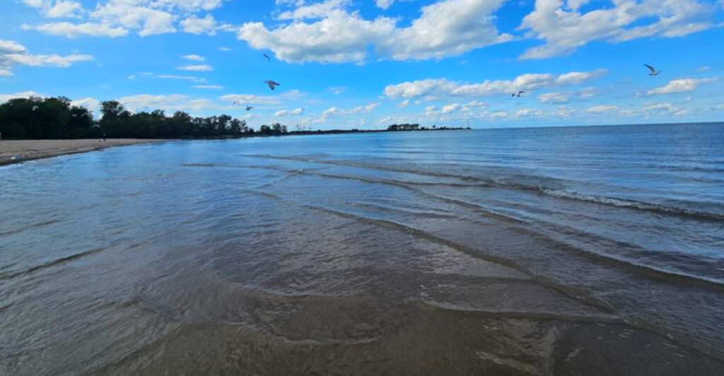 This Ohio Beach Has Crystal-Clear Water and Soft Sand That Surprise First-Time Visitors