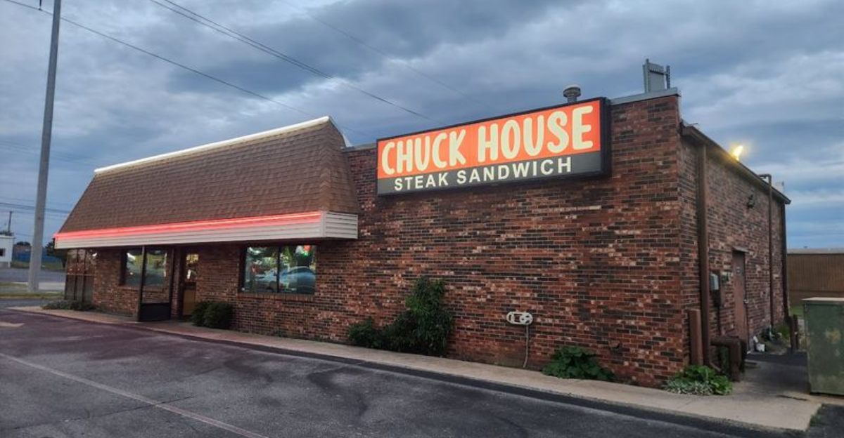 This Oklahoma City Restaurant Calls Itself Home of the Best Chicken Fry in the Universe