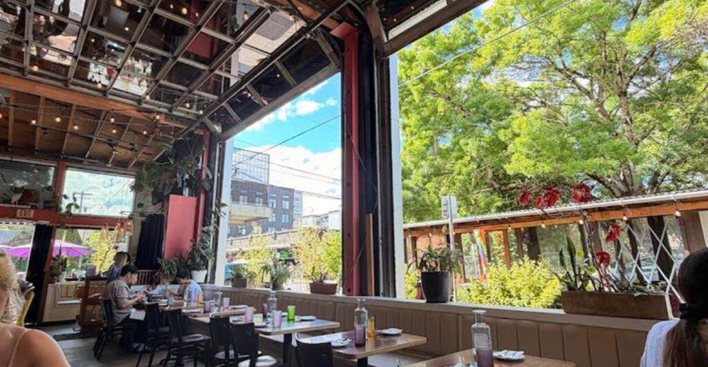 This Oregon Restaurant Pours Thai Curry Over Smoked Brisket Burnt Ends