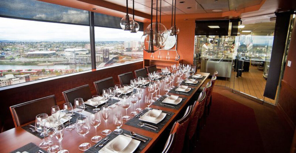 This Oregon Restaurant Serves Dinner 30 Floors Above Portland