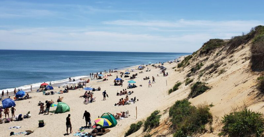 This Serene Undeveloped Beach In Massachusetts Feels Almost Like A Dream