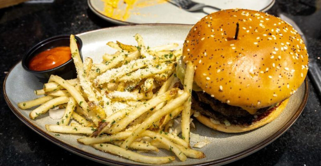 This South Carolina Restaurant Is Famous for Burgers and Truffle Fries Done Right