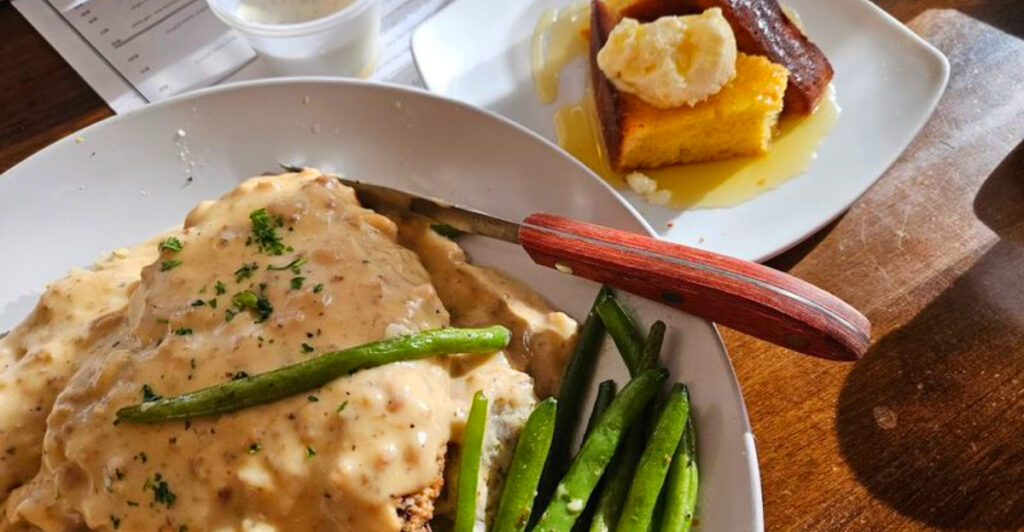 This Tiny Idaho Restaurant Serves Some of America’s Best Comfort Food According to Yelp