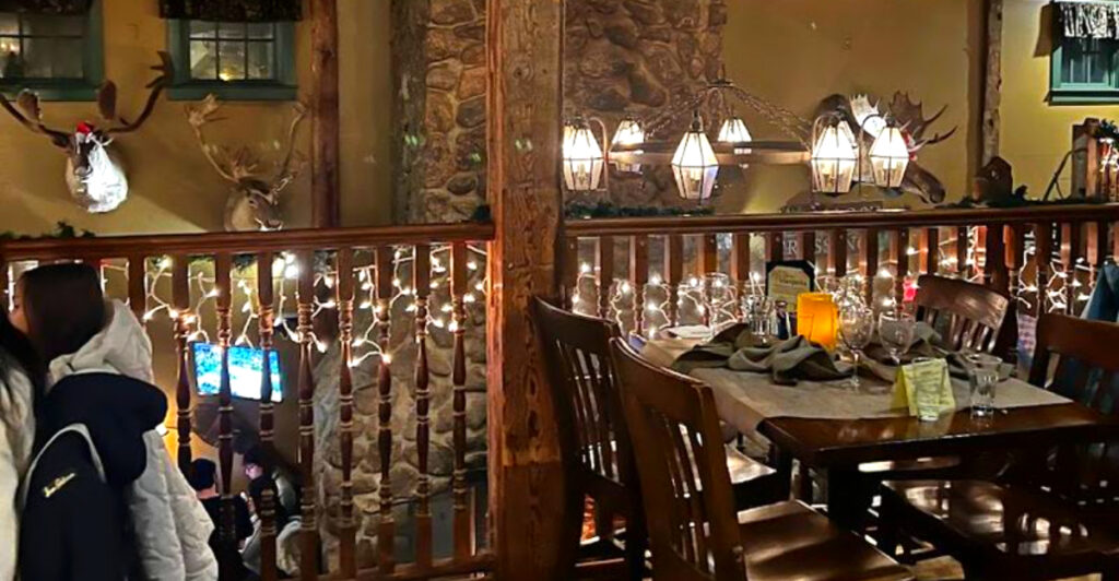 This White Mountains Restaurant Serves Free Warm Bread, Legendary Seafood Pie, and Cozy Lodge Vibes