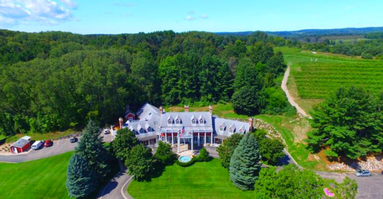This Wine Country Inn in Northern Michigan Feels Like a European Getaway