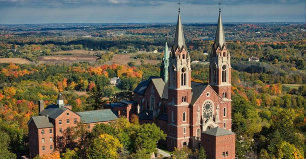 This Wisconsin Basilica Rises Above 435 Acres Of Kettle Moraine Scenery