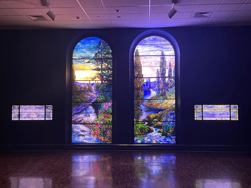 Tiffany Windows That Recreate a Sunrise on Command