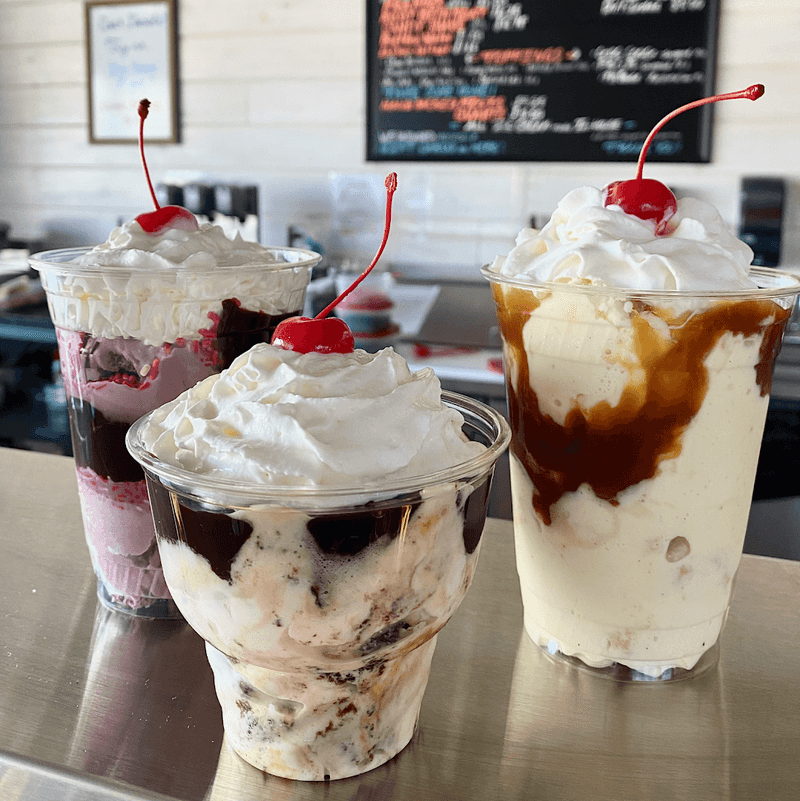 Toppings, Sundaes, and the Full Experience Toppings, Sundaes, and the Full Experience