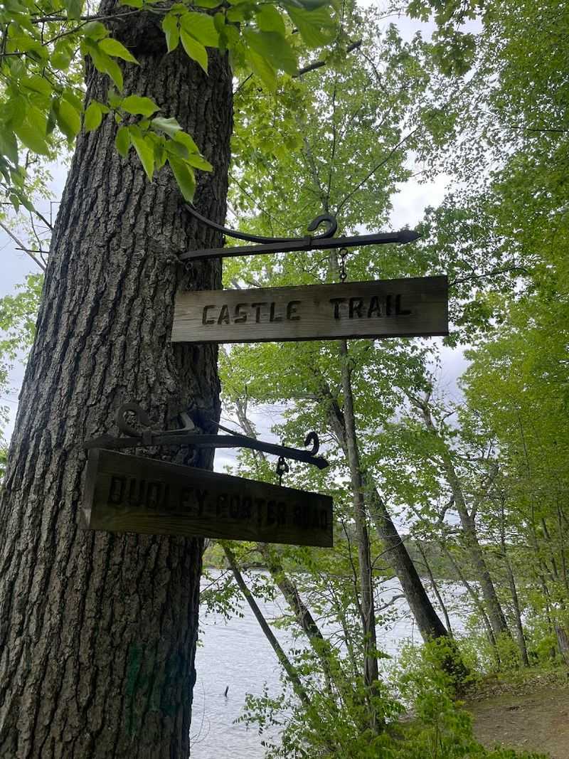 Trails That Connect the Whole Park Trails That Connect the Whole Park