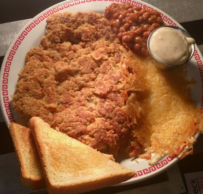 Trapper Joe's, Simpson, Kansas