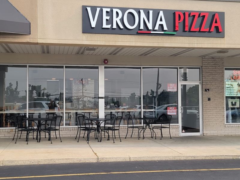 Verona Pizza, Maple Glen, Pennsylvania Verona Pizza, Maple Glen, Pennsylvania