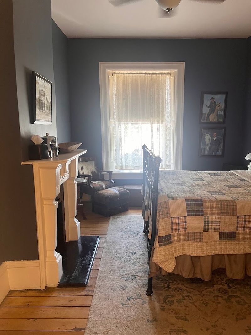 Victorian Rooms With No TV and No Apologies Victorian Rooms With No TV and No Apologies