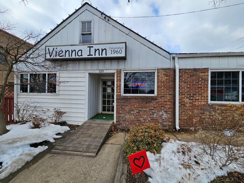 Vienna Inn, Vienna, Virginia Vienna Inn, Vienna, Virginia