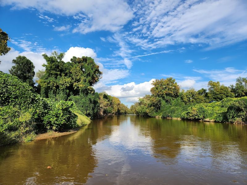 Walk Along the Yadkin River at Crater Park Walk Along the Yadkin River at Crater Park