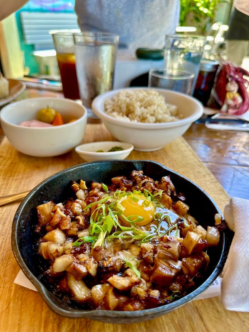 Weekend Brunch Worth Waking Up For Weekend Brunch Worth Waking Up For