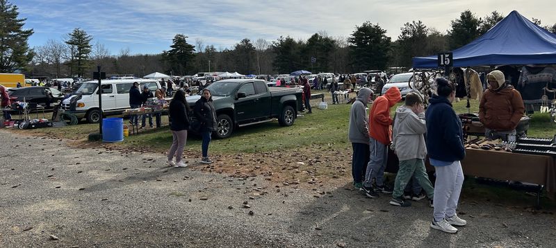What 30 Acres of Flea Market Actually Looks Like