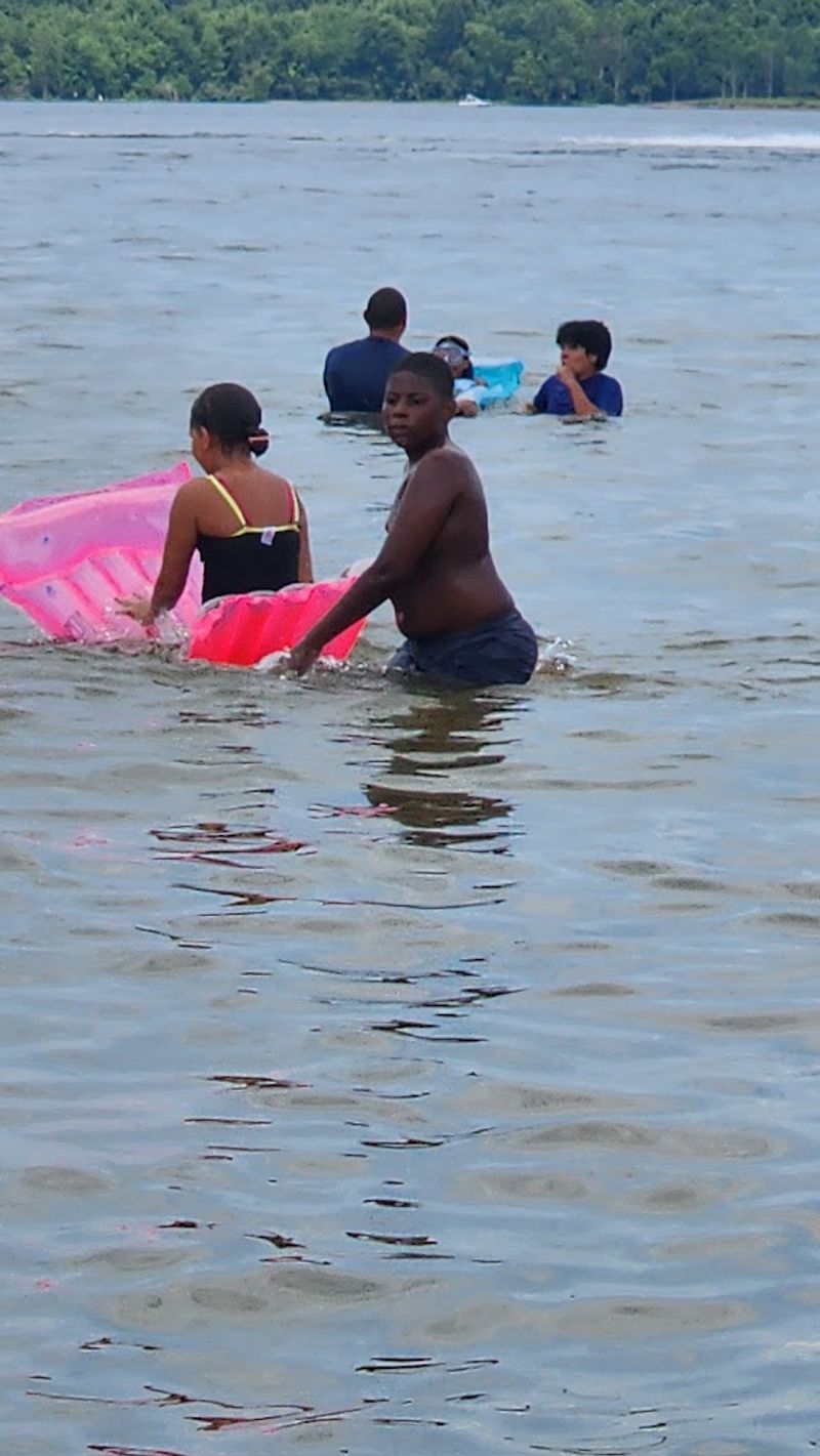What the Water Actually Feels Like on a Hot Day What the Water Actually Feels Like on a Hot Day