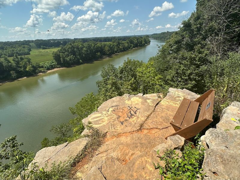 Where Kings Bluff Actually Is and How to Get In
