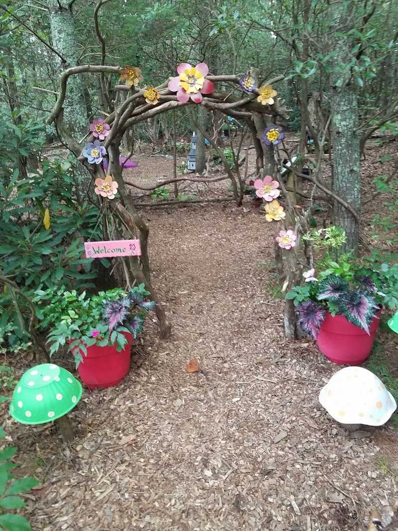 Where the Magic Starts: Location and First Impressions Where the Magic Starts: Location and First Impressions