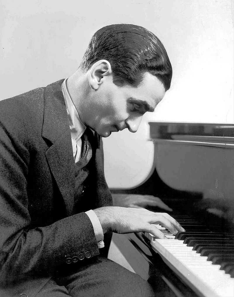 'White Christmas' - Irving Berlin (1942) 'White Christmas' - Irving Berlin (1942)