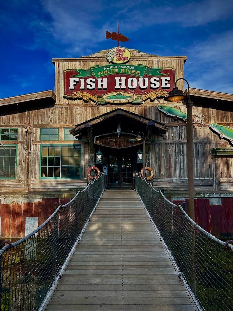 White River Fish House, Branson, Missouri