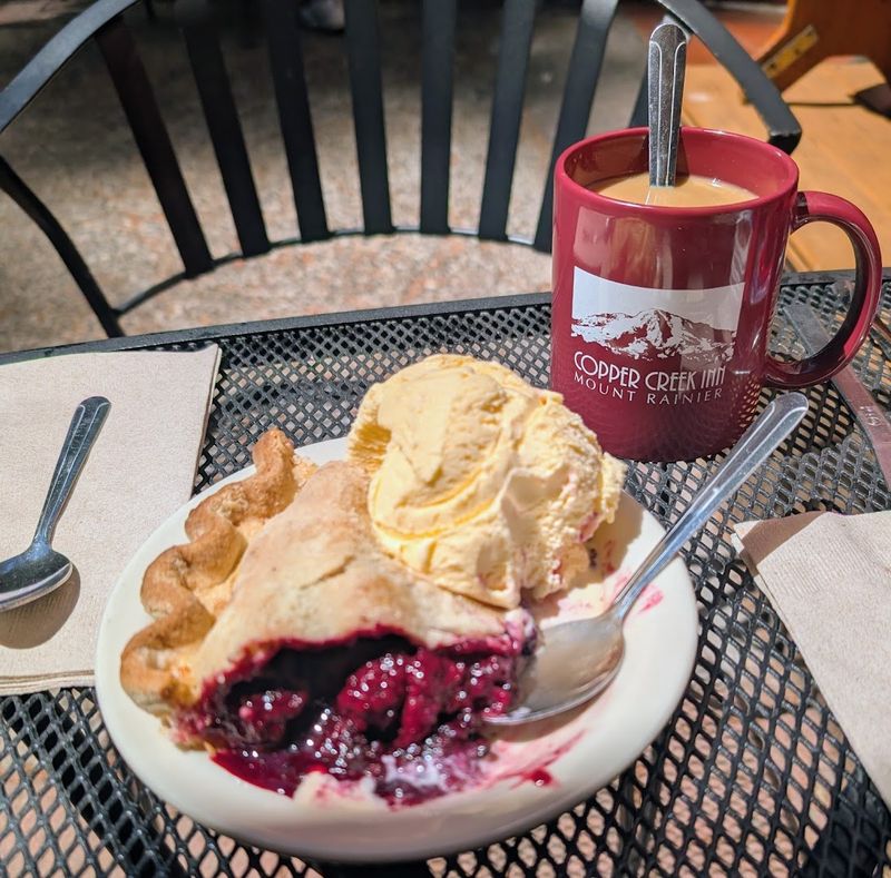 Why Copper Creek Inn Keeps Drawing People Back Why Copper Creek Inn Keeps Drawing People Back