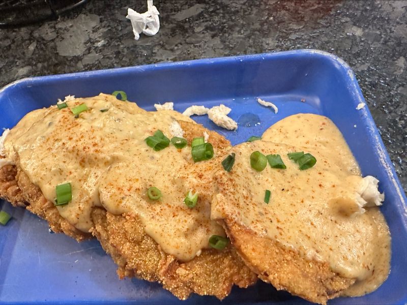 Why Locals Keep Coming Back to Willie's