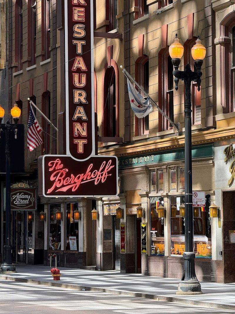 Why The Berghoff Remains a True Chicago Institution After 127 Years