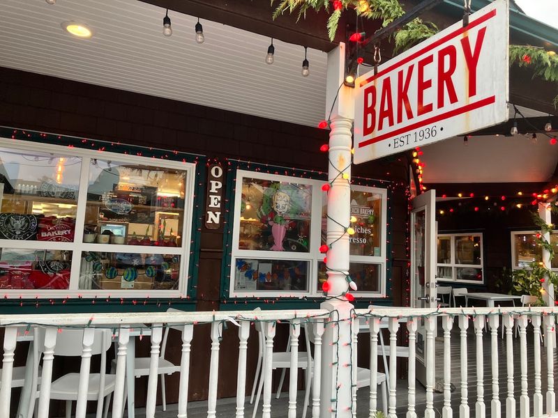 Why This Bakery Keeps Drawing People Back to Cannon Beach