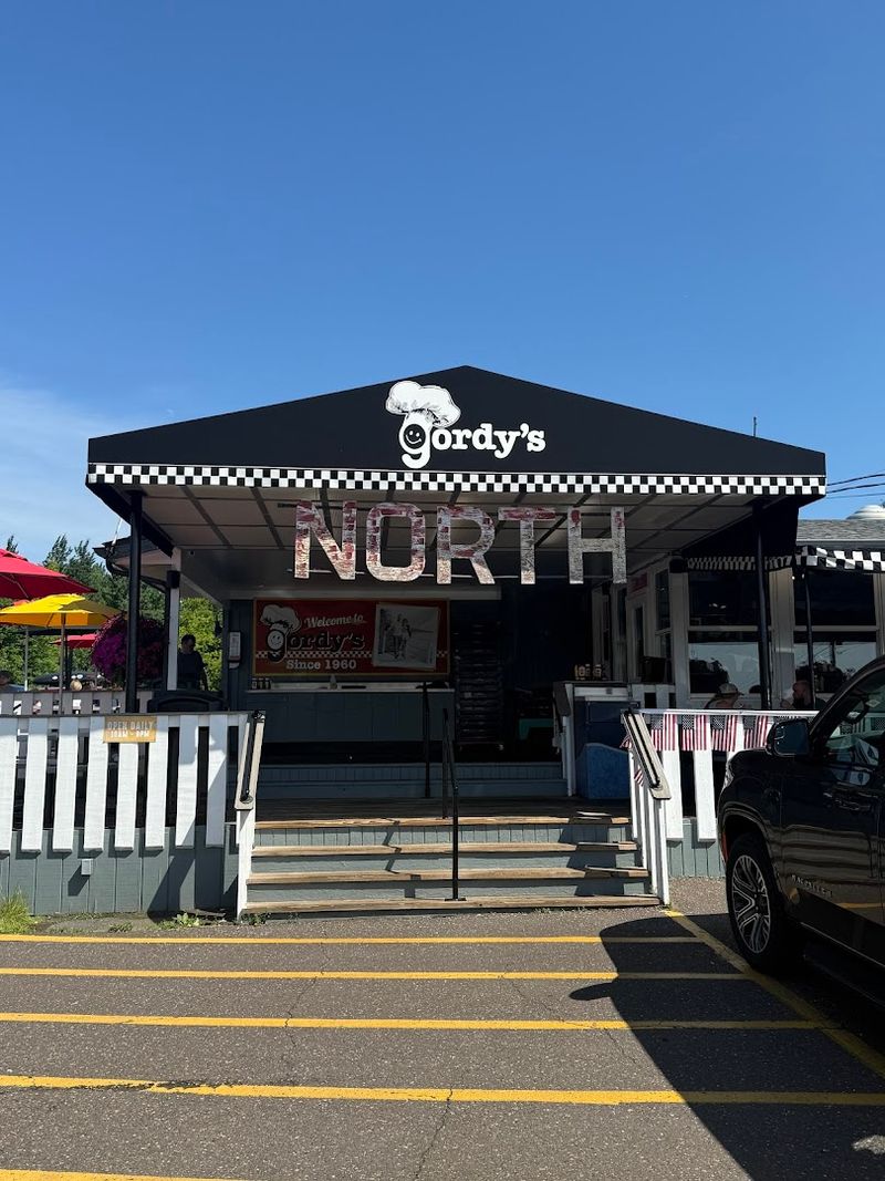 Why This Cloquet Drive-In Keeps Drawing People Back Why This Cloquet Drive-In Keeps Drawing People Back