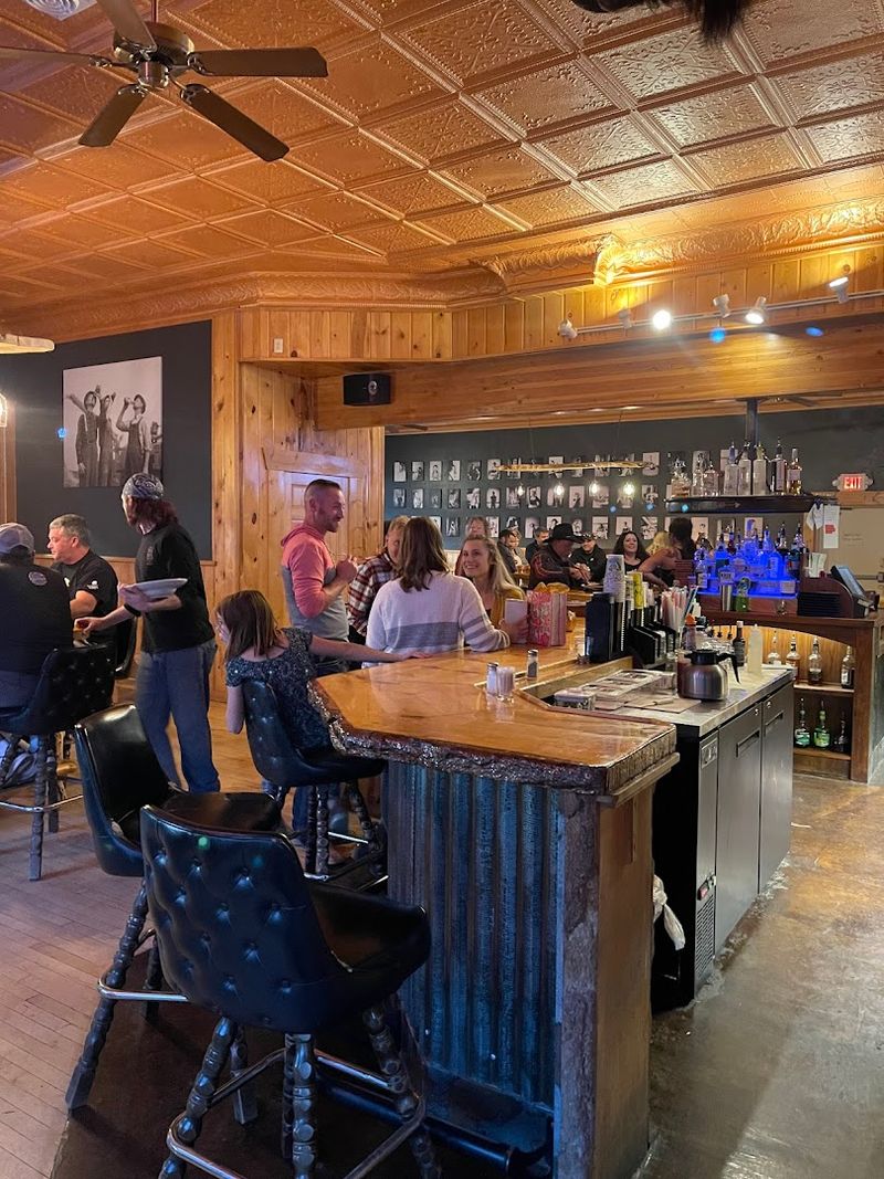 Why This Small-Town Tavern Deserves a Special Trip Why This Small-Town Tavern Deserves a Special Trip