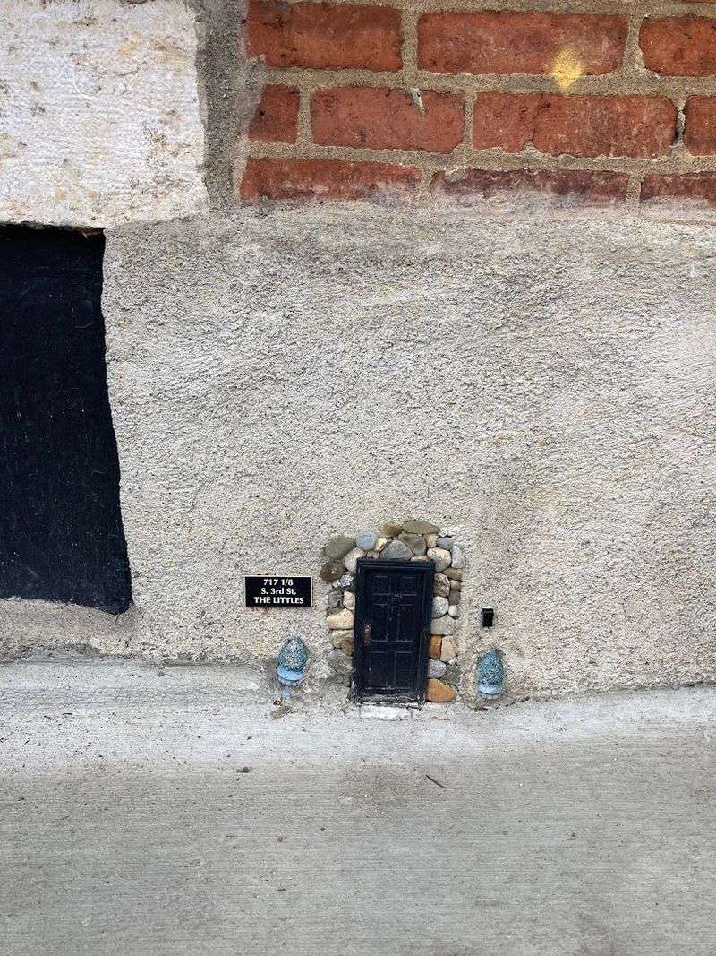 Why This Tiny Door Keeps Showing Up on Columbus Must-See Lists