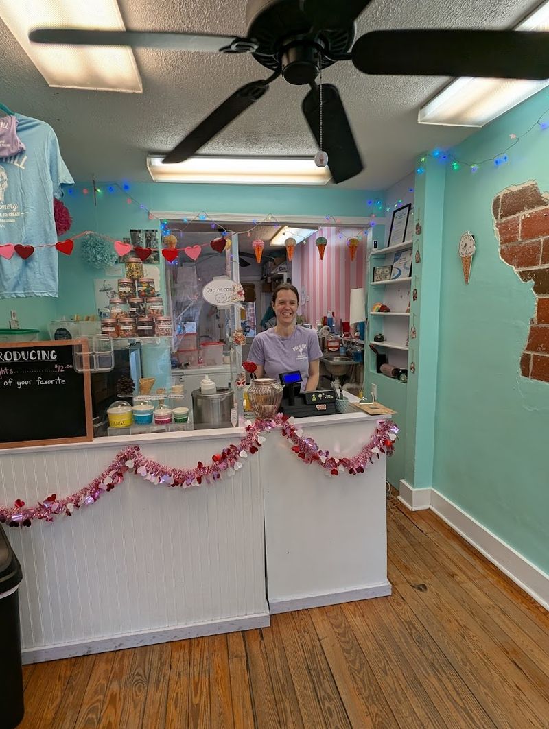 Why This Tiny Shop Has Earned a Five-Star Reputation Why This Tiny Shop Has Earned a Five-Star Reputation