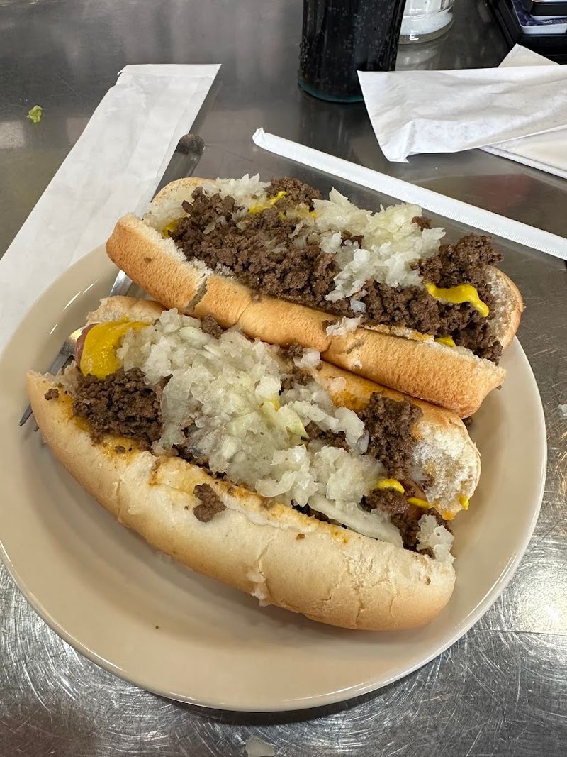 Why the Jackson-Style Dog Tastes Different Why the Jackson-Style Dog Tastes Different