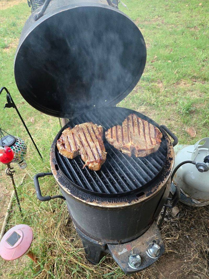Why the Meat Here Behaves Differently in the Pan Why the Meat Here Behaves Differently in the Pan