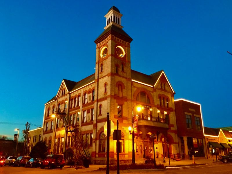 Woodstock, Illinois Woodstock, Illinois