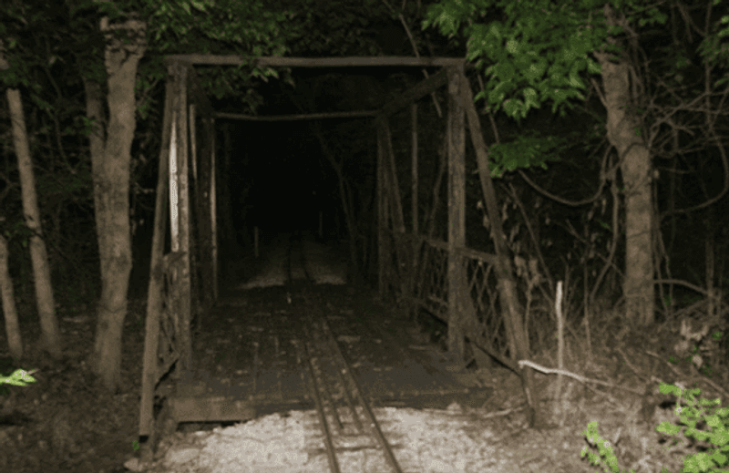 Zombie Road, Wildwood, Missouri Zombie Road, Wildwood, Missouri