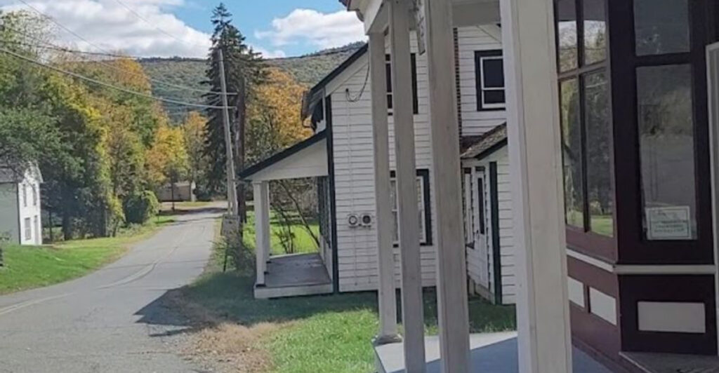 A New Jersey Ghost Village Sits Where Phones Go Silent And The Past Feels Close
