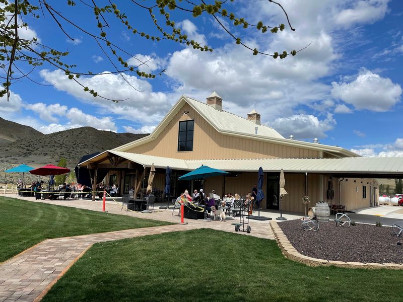 3 Horse Ranch Vineyards, Eagle, Idaho 3 Horse Ranch Vineyards, Eagle, Idaho