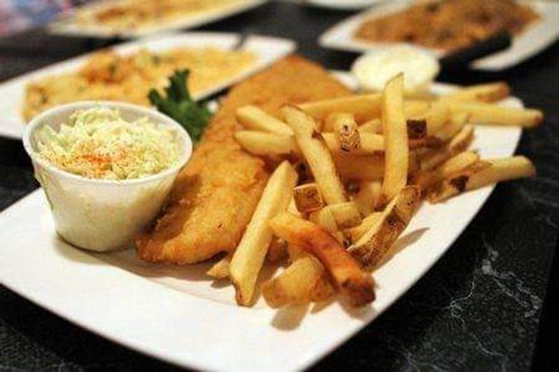 8 Ohio Fish Fry Spots Where Every Bite Tastes Like It Just Left Lake Erie 8 Ohio Fish Fry Spots Where Every Bite Tastes Like It Just Left Lake Erie