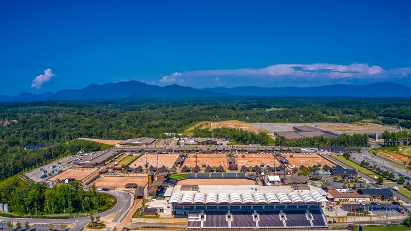 A 1,600-Acre Horse Town in the Carolina Foothills