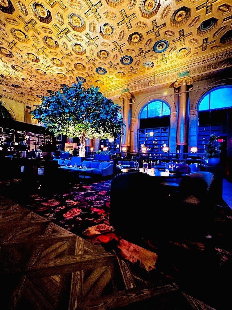 A 1920s Bank Turned Into a Dining Room