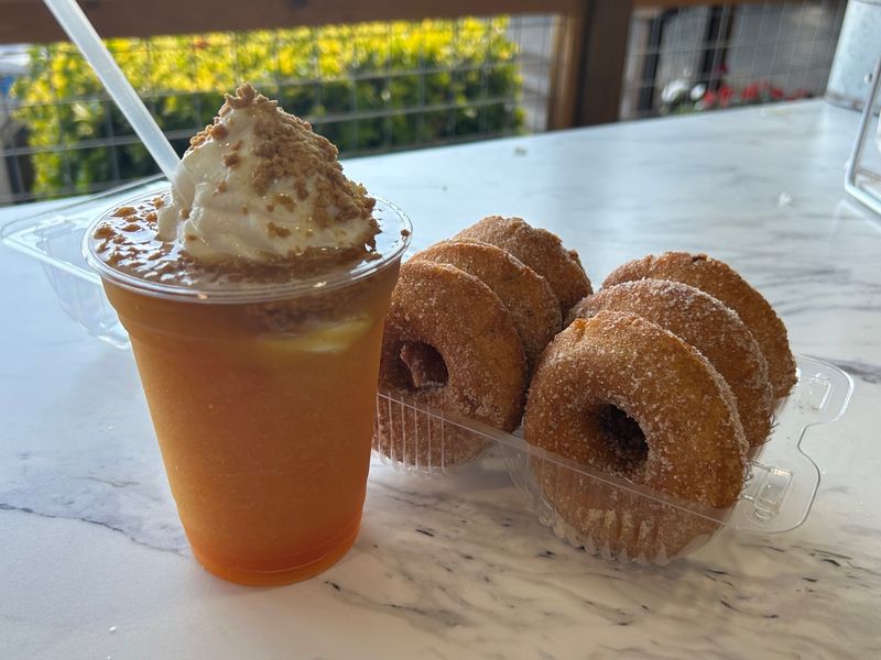 A Bakery That Steals the Show A Bakery That Steals the Show