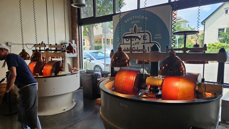 A Bean-to-Bar Craft Kept Alive by Hand