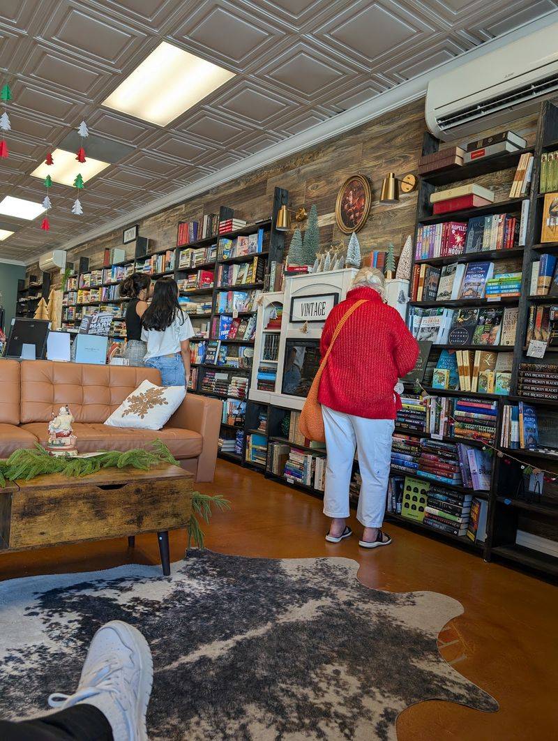 A Bookstore Worth Knowing About A Bookstore Worth Knowing About