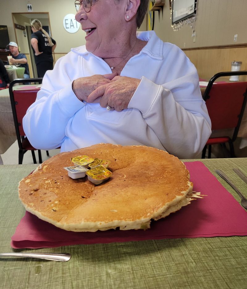 A Breakfast Menu That Does Not Play Small