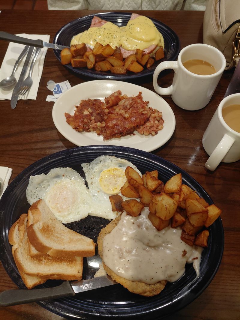 A Breakfast Menu That Earns Its Own Fan Club A Breakfast Menu That Earns Its Own Fan Club