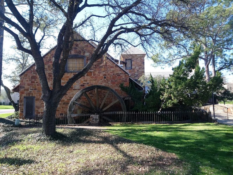 A Building That Carries Decades of Stories